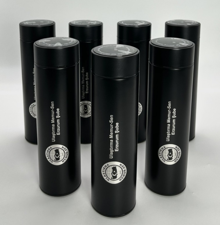 450 ML Isı Derecesi Gösteren Dijital Göstergeli Çelik Termos 414